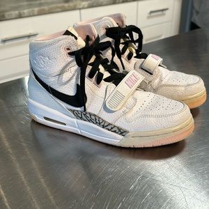 Jordan Legacies 312 GS